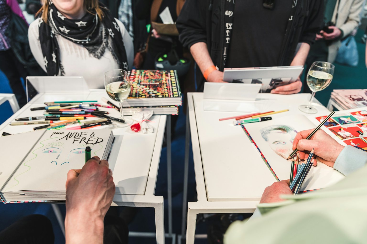 Brecht Evens en Herr Seele op de Brusselse Foire du Livre.